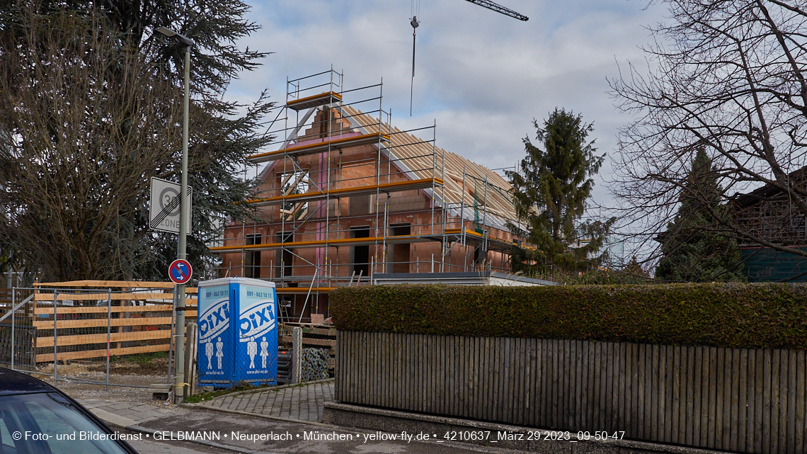 31.03.2023 - Baustelle zu einem Mehrfamilienhaus in der Niederalmstraße 16